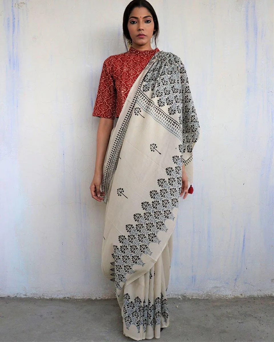 Ivory Grey Block Printed Cotton Mul Saree - God