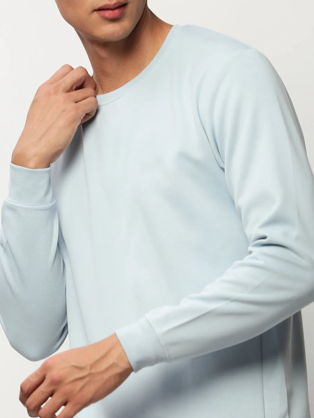 Men Blue Solid Casual Sweatshirts